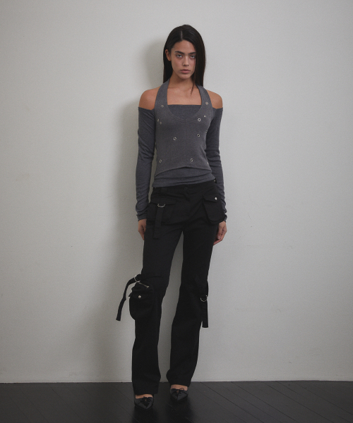 VOONT(ブント)の「Eyelet Halter Long Sleeve (CHARCOAL)(Tシャツ/カットソー・レディース・チャコールグレー・OS)」の5枚目の写真