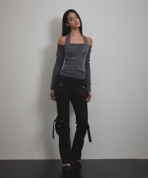 VOONT(ブント)の「Eyelet Halter Long Sleeve (CHARCOAL)(Tシャツ/カットソー・レディース・チャコールグレー・OS)」の7枚目の写真