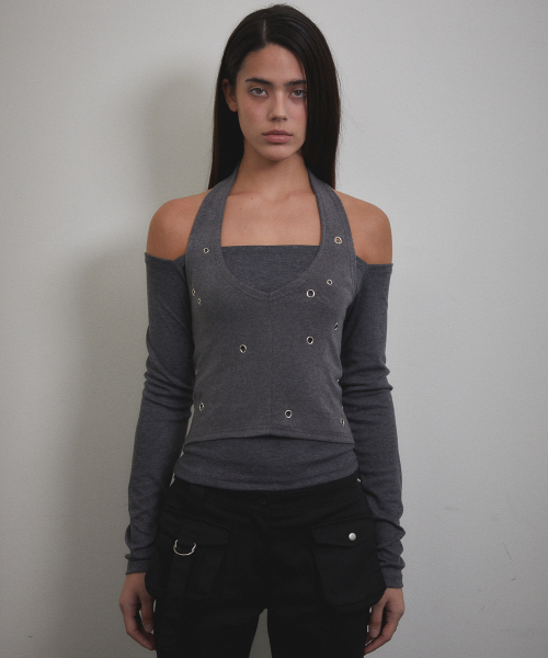 VOONT(ブント)の「Eyelet Halter Long Sleeve (CHARCOAL)(Tシャツ/カットソー・レディース・チャコールグレー・OS)」の9枚目の写真