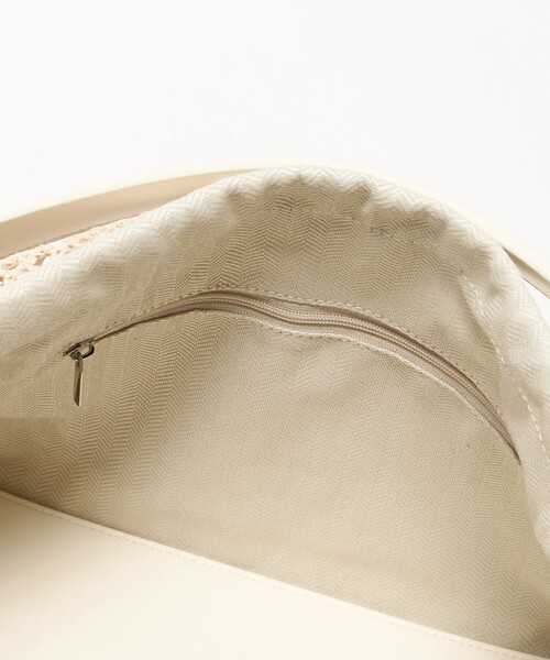 BEAUTY&YOUTH UNITED ARROWS（ビューティーアンドユースユナイテッドアローズ）の「コンビ ネット ショルダーバッグ（ショルダーバッグ・レディース・ナチュラル/ブラック・FREE）」の14枚目の写真