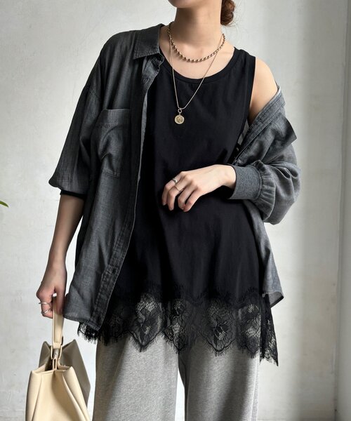 DouDou(ドゥドゥ)の「ヘムレースタンク(Tシャツ/カットソー・レディース・ブラウン/ブラック/オフホワイト/グレー・FREE)」の2枚目の写真