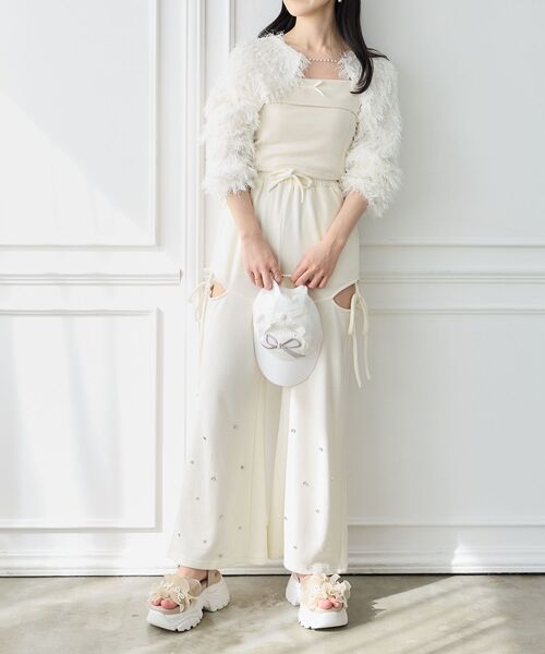 MAJESTIC LEGON(マジェスティックレゴン)の「パールリボンフリルボリュームスポサン(サンダル・レディース・アイボリー/グレイッシュベージュ/ブラック・SMALL/MEDIUM/LARGE/X-LARGE)」の11枚目の写真