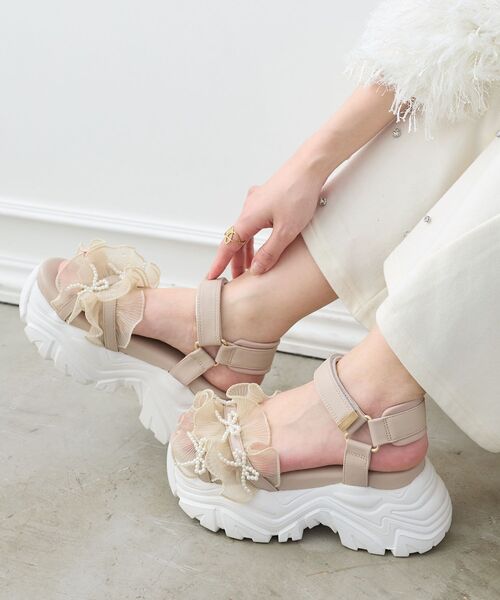 MAJESTIC LEGON(マジェスティックレゴン)の「パールリボンフリルボリュームスポサン(サンダル・レディース・アイボリー/グレイッシュベージュ/ブラック・SMALL/MEDIUM/LARGE/X-LARGE)」の14枚目の写真