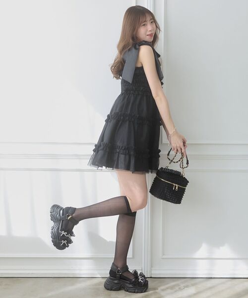 MAJESTIC LEGON(マジェスティックレゴン)の「パールリボンフリルボリュームスポサン(サンダル・レディース・アイボリー/グレイッシュベージュ/ブラック・SMALL/MEDIUM/LARGE/X-LARGE)」の17枚目の写真