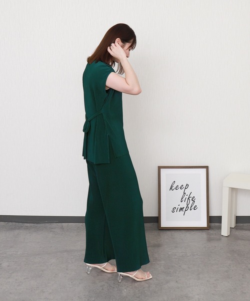 libelle more（リベル モア）の「クリスタルプリーツセットアップ プルオーバー＋パンツ（ワンピース・レディース・チャコールグレー/グリーン/ブラック/グレイッシュベージュ・L/M）」の14枚目の写真