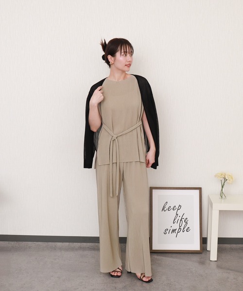 libelle more（リベル モア）の「クリスタルプリーツセットアップ プルオーバー＋パンツ（ワンピース・レディース・チャコールグレー/グリーン/ブラック/グレイッシュベージュ・L/M）」の20枚目の写真