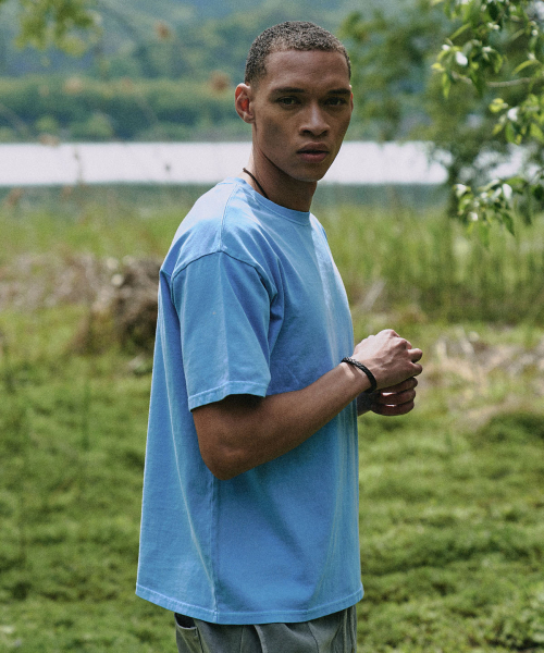 FAKE CAMPER（フェイクキャンパー）の「ベーシックピグメント半袖Tシャツ[スカイブルー]（Tシャツ/カットソー・メンズ・スカイブルー・LARGE/SMALL/MEDIUM/XX-LARGE/X-LARGE）」の2枚目の写真