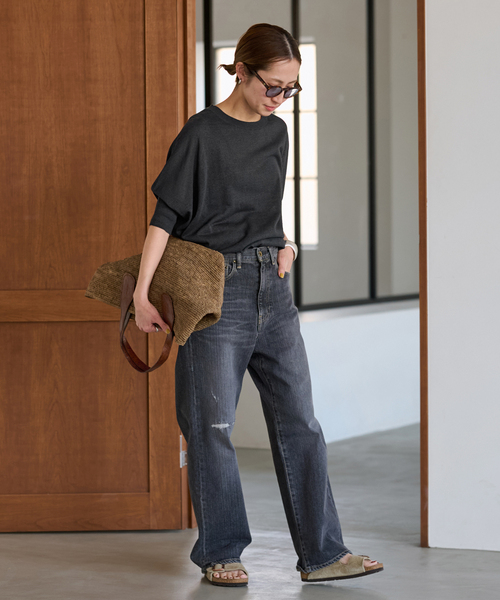 FRAMeWORK(フレームワーク)の「≪WEB限定 / 追加≫ペーパーミックスポンチョニット(ニット/セーター・レディース・ホワイト/ブラック/サックスブルー/ベージュ・FREE)」の6枚目の写真