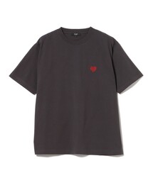 BEAMS HEART（ビームスハート）の「【ユニセックス】ハート ワンポイント刺繍 Tシャツ（Tシャツ/カットソー）」
