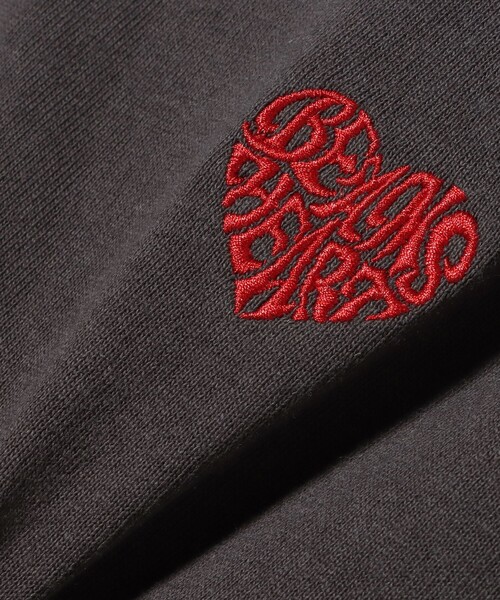 BEAMS HEART（ビームスハート）の「【ユニセックス】ハート ワンポイント刺繍 Tシャツ（Tシャツ/カットソー・メンズ・チャコールグレー/ホワイト・XL/L/M/S）」の15枚目の写真