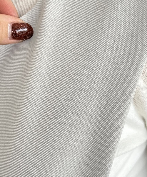STYLE DELI(スタイルデリ)の「スリットネックタックサロペット(サロペット/オーバーオール・レディース・ブラック/サンドベージュ・FREE)」の19枚目の写真