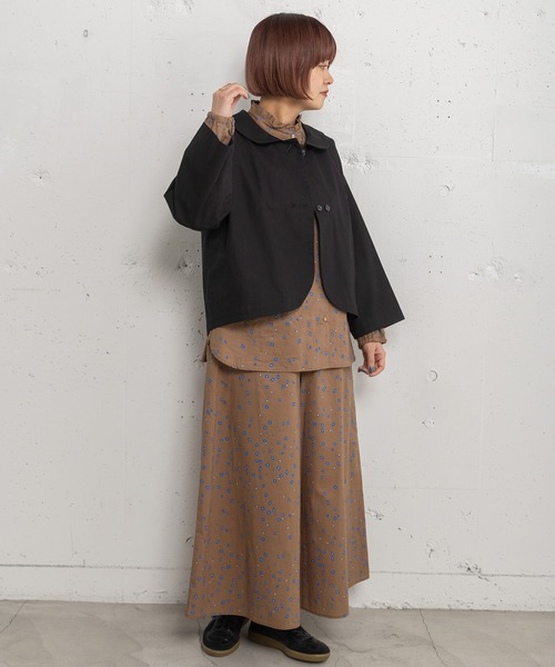 POU DOU DOU（プードゥドゥ）の「ラウンドカラークロップドジャケット（ブルゾン・レディース・スミクロ/インディゴブルー/ブラック・3）」の22枚目の写真