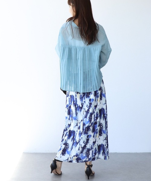 Jines（ジネス）の「シアーリネンライクバックプリーツシャツ（シャツ/ブラウス・レディース・ホワイト/パープル/ブルー/イエロー/チャコールグレー・38）」の10枚目の写真