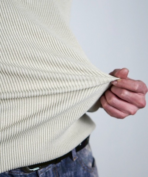 Chikashitsu +(チカシツプラス)の「【Chikashitsu +】pigment henley neck sleeveless / 【チカシツプラス】ピグメントヘンリーネックタンクトップ(タンクトップ・メンズ・チャコール/ブラウン/アイボリー・ONE SIZE)」の18枚目の写真