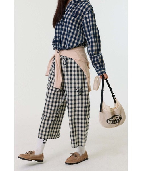 EMIS(イミス)の「3/4 LOUNGE CHECK PANTS(その他パンツ・レディース・アイボリー/ネイビー・SMALL/MEDIUM)」の6枚目の写真