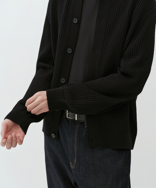 MUSINSA STANDARD（ムシンサスタンダード）の「クロシェニットカラーガーディガン[ブラック]（カーディガン/ボレロ・メンズ・その他・SMALL/MEDIUM/LARGE/X-LARGE/2XL）」の5枚目の写真