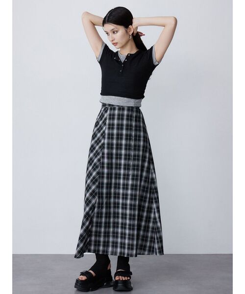 MURUA(ムルーア)の「ヘンリーネックレイヤードトップス(Tシャツ/カットソー・レディース・グレー/ブラック/ブラウン・FREE)」の4枚目の写真