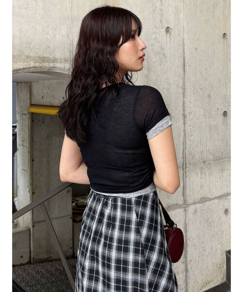 MURUA(ムルーア)の「ヘンリーネックレイヤードトップス(Tシャツ/カットソー・レディース・グレー/ブラック/ブラウン・FREE)」の8枚目の写真