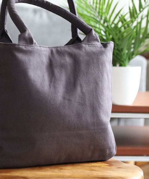 l'atelier Nuuit(アトリエヌイ)の「ライトキャンバス トートバッグ(トートバッグ・レディース・ダークグリーン/ベージュ/ダークグレー/レッド/ブラウン・ONE SIZE)」の7枚目の写真