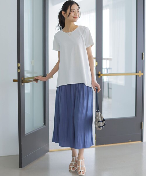 組曲(クミキョク)の「スウェットファンクションジャージー フレアカットソー(Tシャツ/カットソー・レディース・グリーン系/ホワイト系/ネイビー系/ブラウン系・2/3)」の8枚目の写真