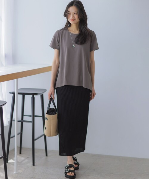 組曲(クミキョク)の「スウェットファンクションジャージー フレアカットソー(Tシャツ/カットソー・レディース・グリーン系/ホワイト系/ネイビー系/ブラウン系・2/3)」の14枚目の写真