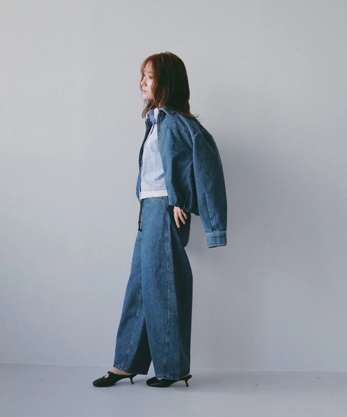 N WITH.(エヌウィズ)の「カーブシルエットデニムパンツ/ドローストリングデザイン × ボリュームシルエット(デニムパンツ・レディース・ブルー/ブラック・M/S/XS)」の5枚目の写真