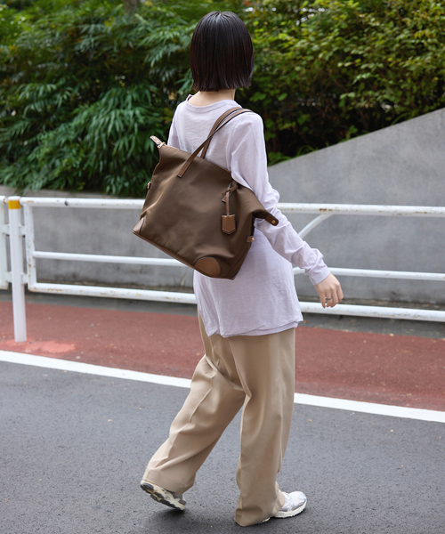 SLOBE IENA(スローブイエナ)の「《WEB限定/追加2》SLOBE キャリーオントートバッグ(トートバッグ・レディース・ブラウン・FREE)」の16枚目の写真
