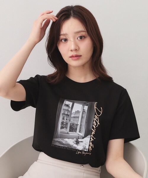 index(インデックス)の「【接触冷感/UVケア】転写箔プリントTシャツ《洗濯機OK》(Tシャツ/カットソー・レディース・オフホワイト/ナチュラル/ブラック/サックスブルー・36/42/44/40/38)」の1枚目の写真
