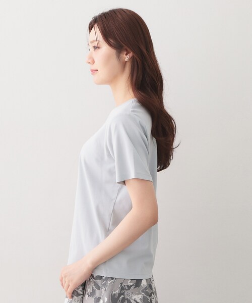 index(インデックス)の「【接触冷感/UVケア】転写箔プリントTシャツ《洗濯機OK》(Tシャツ/カットソー・レディース・オフホワイト/ナチュラル/ブラック/サックスブルー・36/42/44/40/38)」の22枚目の写真