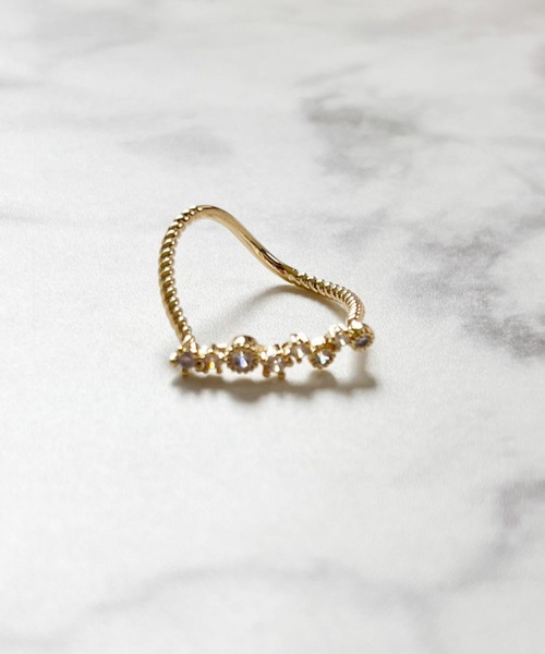 yu-ka(ユーカ)の「YU-KA:ジルコニアラインリング Zirconia Line Ring(リング・レディース・ゴールド・FREE)」の2枚目の写真