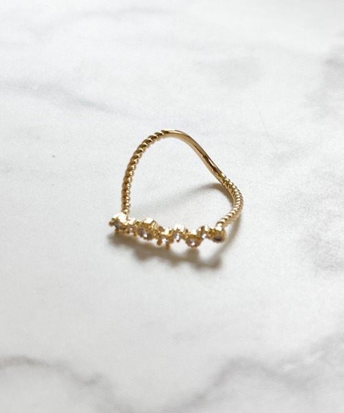 yu-ka(ユーカ)の「YU-KA:ジルコニアラインリング Zirconia Line Ring(リング・レディース・ゴールド・FREE)」の3枚目の写真