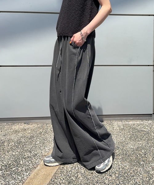 meilmada(メイルマダ)の「サイド切替スウェットパンツ(スウェットパンツ・レディース・アイボリー/チャコールグレー/ブルー・FREE)」の2枚目の写真