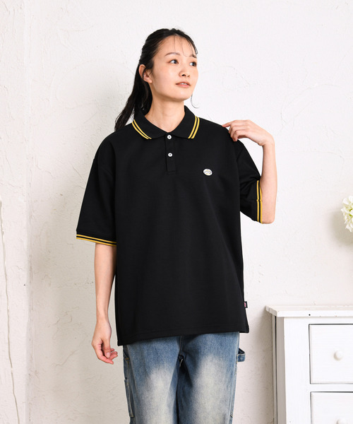 Dickies(ディッキーズ)の「【neos】GENUINE DICKIES ジェニュイン ディッキーズ ワンポイント 刺繍 ワッペン ルーズシルエット ポロシャツ 吸水速乾 ビッグシルエット ユニセックス(ポロシャツ・レディース・グリーン/ホワイト/ブラック/キャメル・X-LARGE/LARGE/MEDIUM)」の2枚目の写真