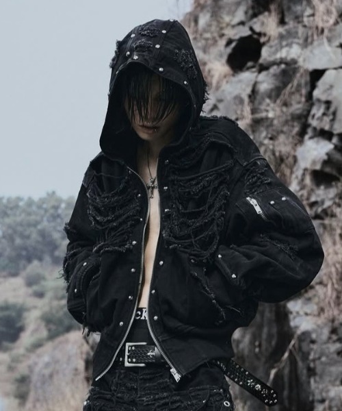 UNIZ(ユニズ)の「【UNIZ】Rogue Distressed Zip Jacket / 【ユニズ】ダメージデニムジップパーカー(パーカー・メンズ・ブラック・01/00)」の1枚目の写真