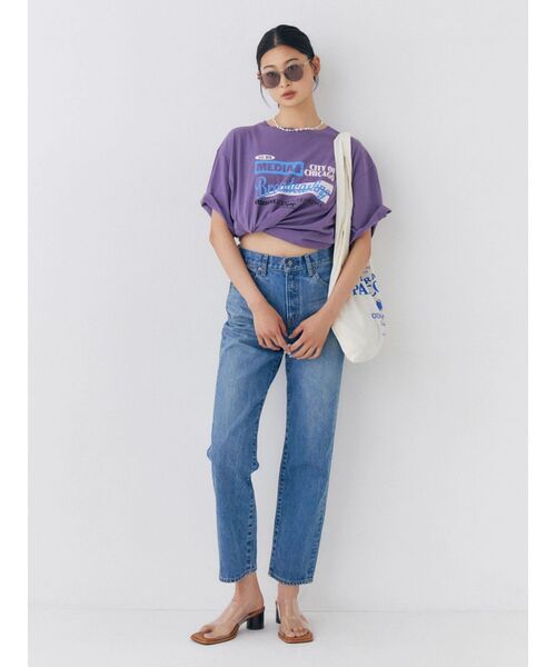 Ungrid(アングリッド)の「ロゴアソートハーフスリーブTee(Tシャツ/カットソー・レディース・パープル/オレンジ/チャコールグレー/オフホワイト・FREE)」の11枚目の写真