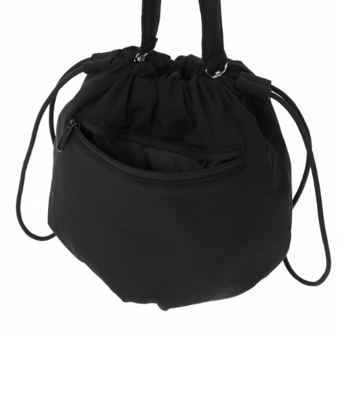 Manhattan Portage（マンハッタンポーテージ）の「Rose Hill Drawstring Bag Padded Polyester Poplin（ショルダーバッグ・レディース・ブラック・X-SMALL）」の4枚目の写真