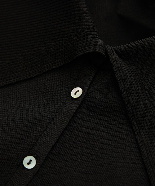 ROPE'(ロペ)の「ビッグカラーオフショルライクトップス/イージーケア(ニット/セーター・レディース・ネイビー/オフホワイト/ブラック・FREE)」の9枚目の写真