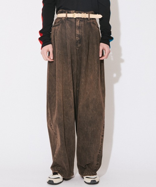 beautiful people（ビューティフルピープル）の「selvedge obsession selvedge denim o/d tuck wide pants（デニムパンツ・レディース・ブラウン/グレー・36/38）」の4枚目の写真