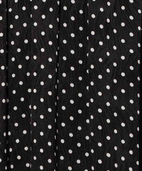 AND COUTURE(アンドクチュール)の「ラッフルドットワンピース(ワンピース・レディース・ベージュ系その他/ブラック系その他・FREE)」の8枚目の写真