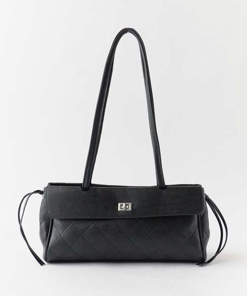 Chick（チック）の「Diamond Quilt Faux Leather Square Shoulder Bag / ダイヤキルト フェイクレザー スクエアショルダーバッグ 2026年春夏（ショルダーバッグ・レディース・ホワイト/ブラック・FREE）」の2枚目の写真
