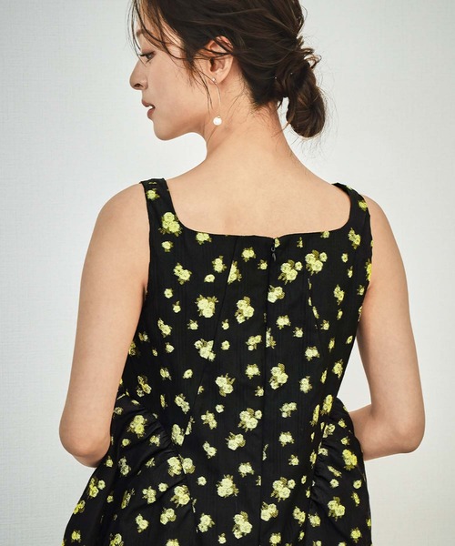 girl(ガール)の「袖取り外し可能 3WAY フラワージャガード パフスリーブ ロング ワンピース 結婚式 パンツドレス パーティードレス オケージョンドレス お呼ばれ 二次会 成人式 同窓会 謝恩会 マタニティ 妊婦《着用動画あり》(ドレス・レディース・ブラック×グレー/ホワイト×イエロー/ブラック×イエロー・MT/M/S)」の10枚目の写真