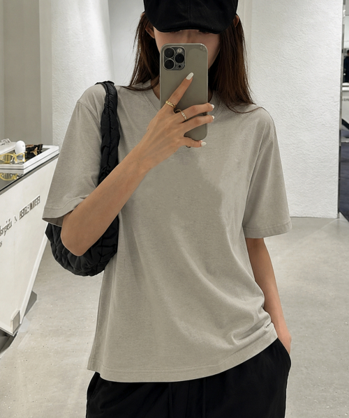 NOTUSUAL(ノットユージュアル)の「ユーズアルオーバーフィットピグメント半袖Tシャツ5カラー(Tシャツ/カットソー・レディース・ベージュ/ライトグレー/スカイブルー/チャコール/グリーン・SMALL/MEDIUM/LARGE/X-LARGE)」の7枚目の写真