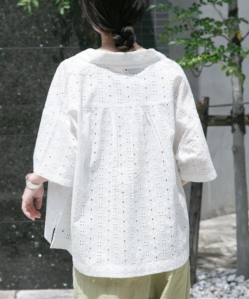 ITEMS URBANRESEARCH(アイテムズ アーバンリサーチ)の「レース開襟シャツ(シャツ/ブラウス・レディース・ブラック/ホワイト・FREE)」の6枚目の写真
