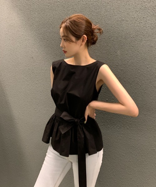 FAVORITO(ファヴォリート)の「リボンノースリーブブラウス(シャツ/ブラウス・レディース・ブラック/ホワイト/ブルー・F)」の8枚目の写真