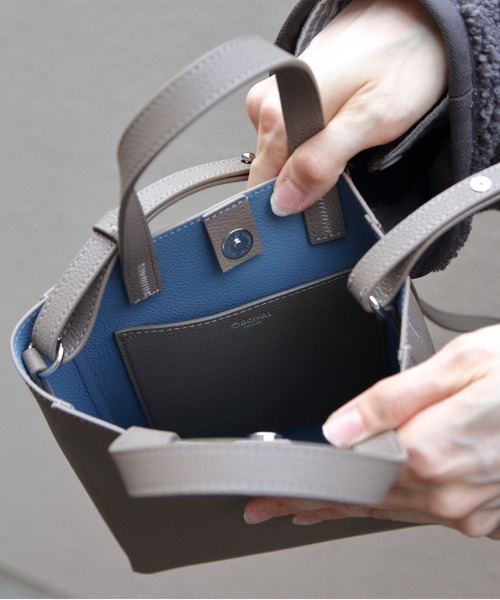 ORCIVAL（オーシバル）の「ORCIVAL/オーシバル　レザーショルダーバッグ　LEATHER SHOULDER BAG　OR-H0346 DFT（ショルダーバッグ・レディース・ブラック/ダークベージュ・FREE）」の7枚目の写真