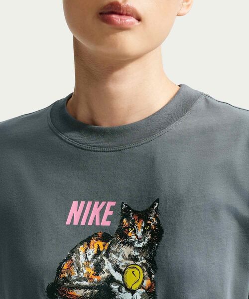 NIKE(ナイキ)の「ナイキ スポーツウェア ウィメンズ Tシャツ / Nike Sportswear Women's T-Shirt IW0866-068 Iron Grey(Tシャツ/カットソー・レディース・グレー系その他・L/XL/S/M/XS)」の6枚目の写真