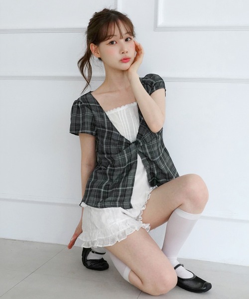 by muni:r(バイ ムニール)の「レースレイヤード風 チェックツイストブラウス/2026 AW COLLECTION(シャツ/ブラウス・レディース・ブラック/ベージュ・FREE)」の16枚目の写真