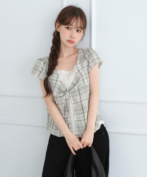 by muni:r(バイ ムニール)の「レースレイヤード風 チェックツイストブラウス/2026 AW COLLECTION(シャツ/ブラウス・レディース・ブラック/ベージュ・FREE)」の18枚目の写真