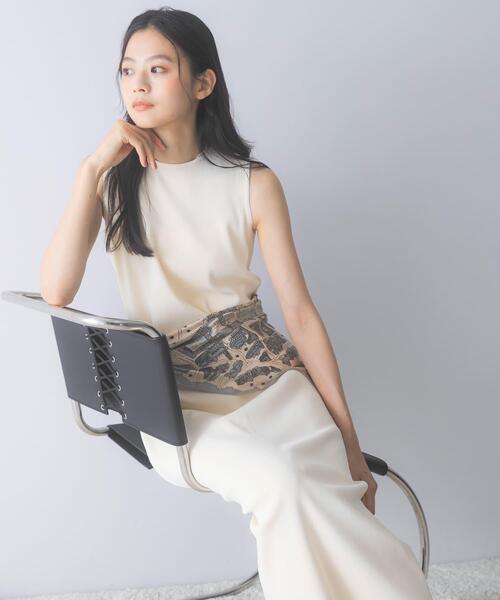 URBAN RESEARCH ROSSO WOMEN(アーバンリサーチ ロッソ)の「ストレートロングニットドレス(ワンピース・レディース・オフホワイト/ブラック・36/38)」の2枚目の写真