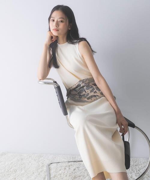 URBAN RESEARCH ROSSO WOMEN(アーバンリサーチ ロッソ)の「ストレートロングニットドレス(ワンピース・レディース・オフホワイト/ブラック・36/38)」の3枚目の写真
